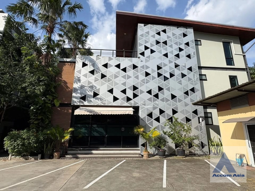 unitOffice |  Office space For Rent in Bang Na, Bangkok  near BTS Bearing (AA45177)