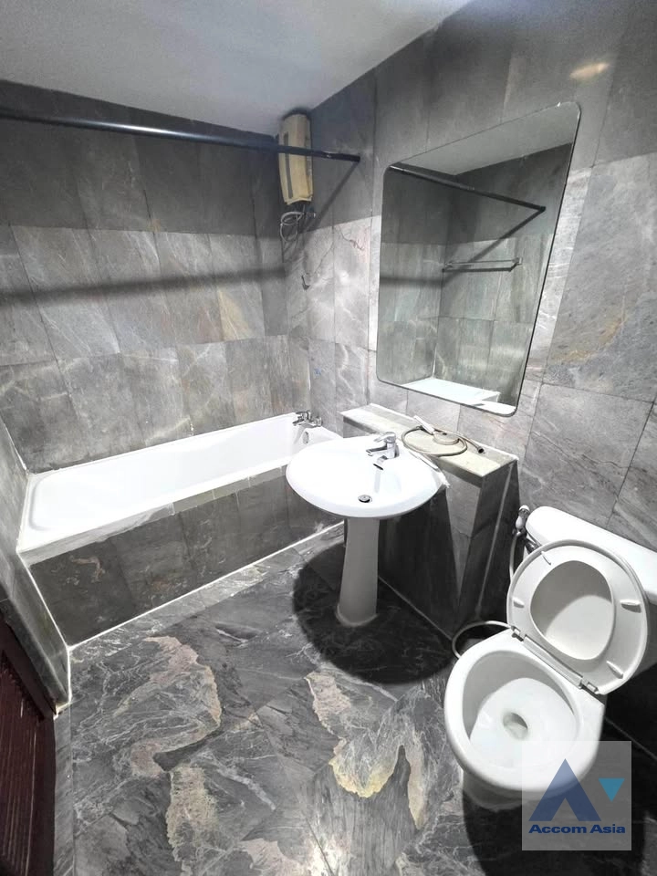 10  2 br Condominium for rent and sale in Sukhumvit ,Bangkok  at Waterford Park  AA45180