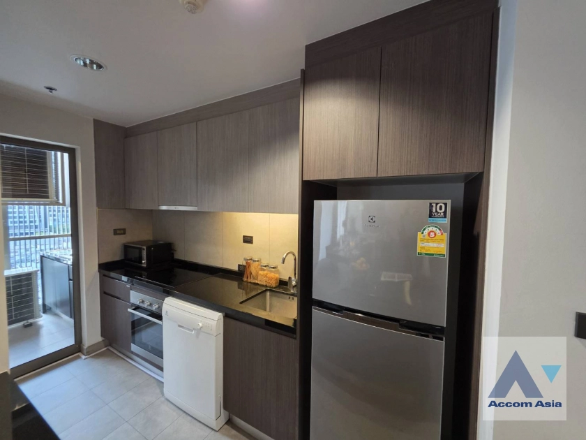 5  3 br Apartment For Rent in Sukhumvit ,Bangkok  at Modern Apartment AA45182