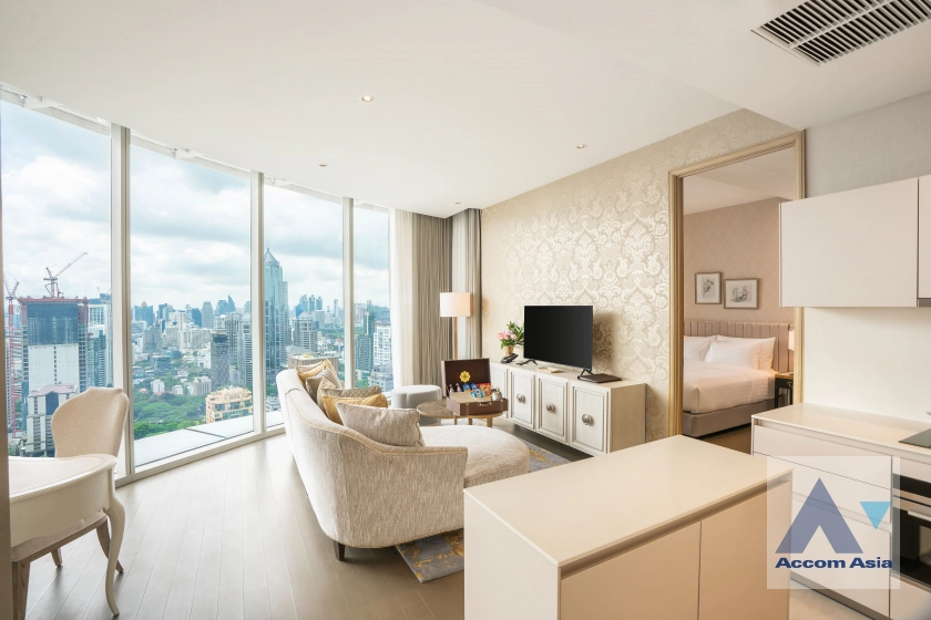  1  2 br Apartment for rent and sale in Ploenchit ,Bangkok BTS Ratchadamri at Luxury Service Residence AA45184