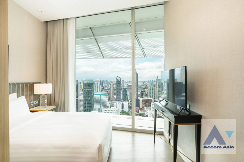 14  2 br Apartment for rent and sale in Ploenchit ,Bangkok BTS Ratchadamri at Luxury Service Residence AA45184