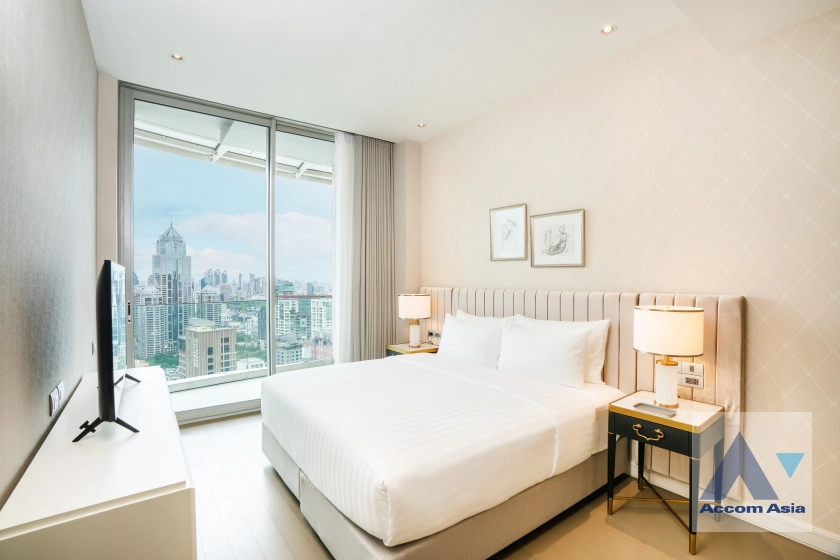 7  2 br Apartment for rent and sale in Ploenchit ,Bangkok BTS Ratchadamri at Luxury Service Residence AA45184
