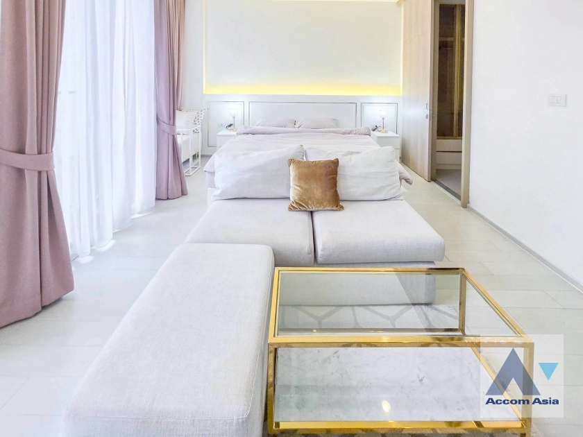  1  1 br Condominium for rent and sale in Ploenchit ,Bangkok BTS Ploenchit at Noble Ploenchit AA45186