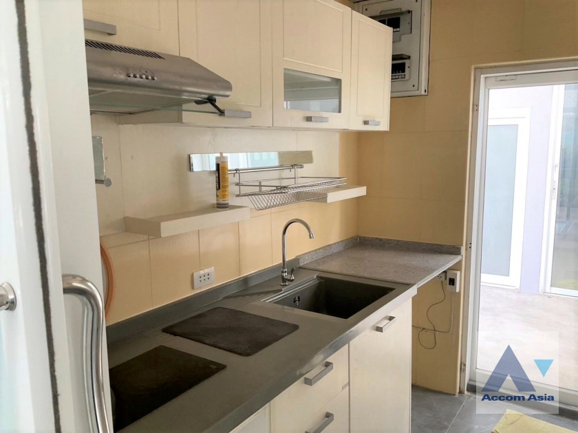 6  4 br House for rent and sale in Sathorn ,Bangkok BTS Saint Louis AA45190