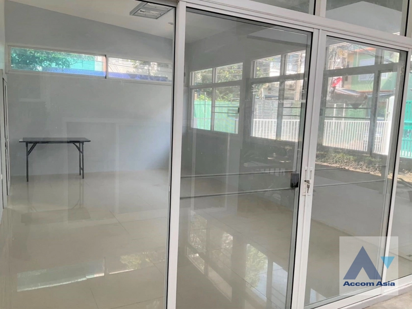 8  4 br House for rent and sale in Sathorn ,Bangkok BTS Saint Louis AA45190