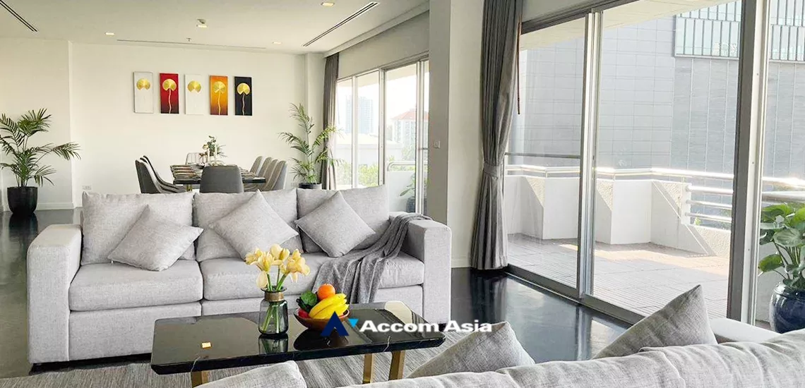 Big Balcony, Penthouse |  4 Bedrooms  Apartment For Rent in Sathorn, Bangkok  near BTS Chong Nonsi (15943)