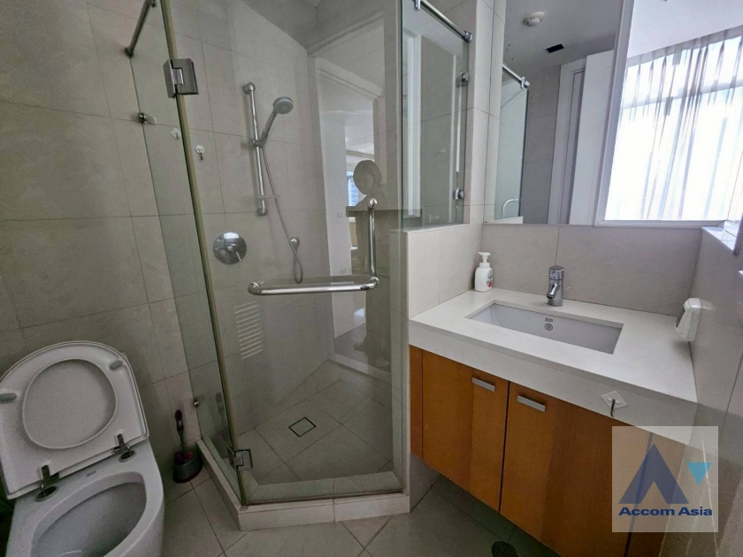 12  2 br Condominium For Rent in Ploenchit ,Bangkok BTS Ploenchit at Athenee Residence AA45192