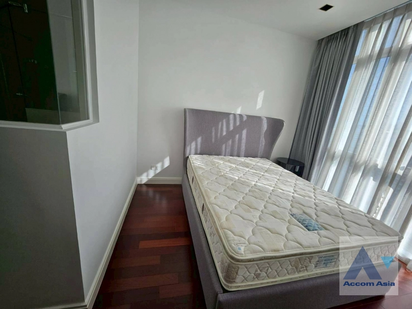 6  2 br Condominium For Rent in Ploenchit ,Bangkok BTS Ploenchit at Athenee Residence AA45192