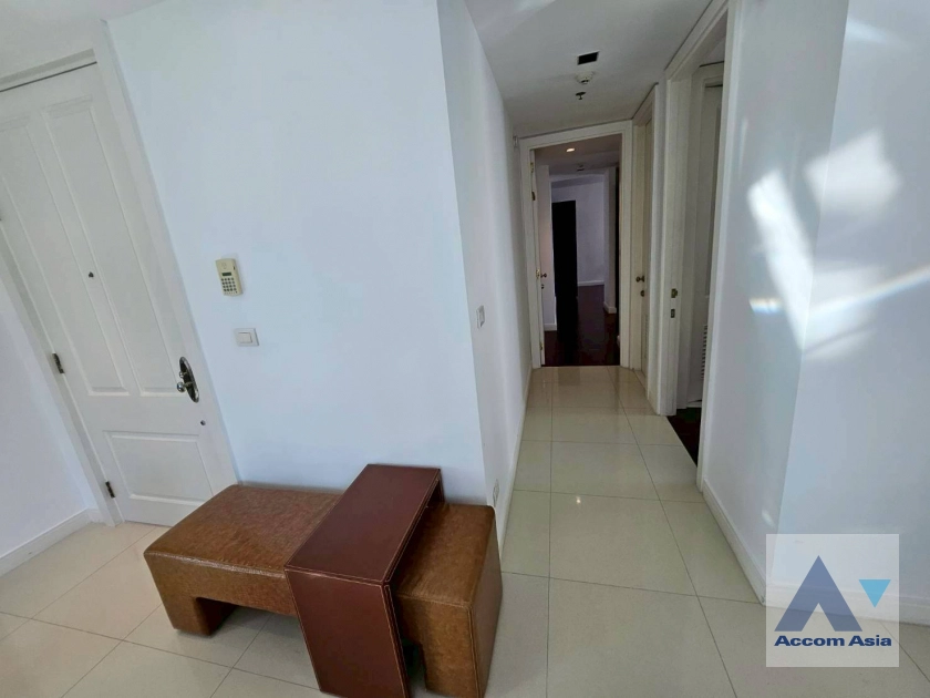  1  2 br Condominium For Rent in Ploenchit ,Bangkok BTS Ploenchit at Athenee Residence AA45192