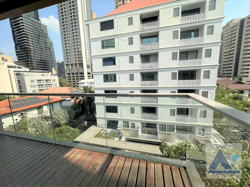 unit 2 Bedrooms  Apartment For Rent in Sukhumvit, Bangkok  near BTS Phrom Phong (AA45203)