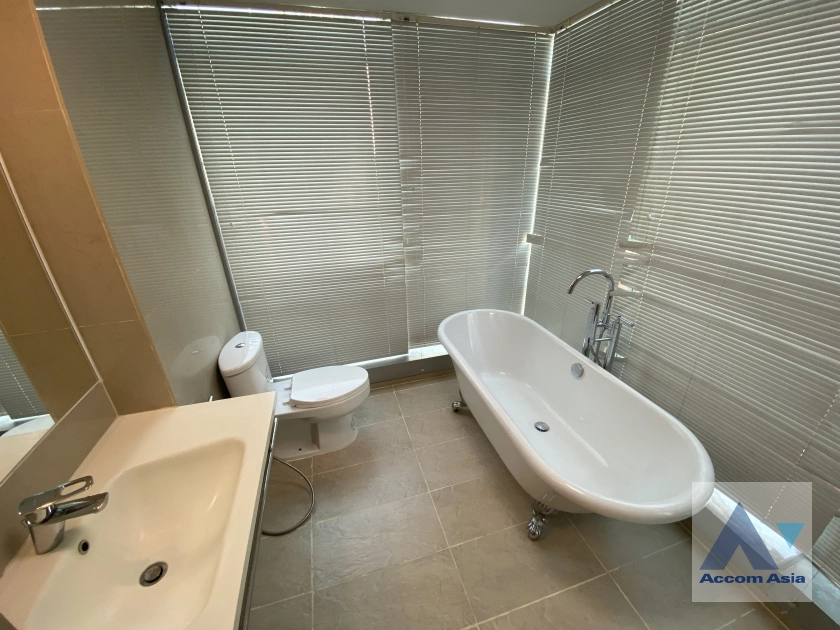 17  1 br Condominium For Rent in Charoen Nakhon ,Bangkok BTS Krung Thon Buri at Baan Sathorn Chaophraya AA45209