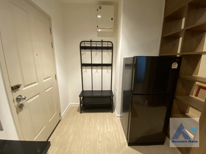 16  1 br Condominium For Rent in Charoen Nakhon ,Bangkok BTS Krung Thon Buri at Baan Sathorn Chaophraya AA45209