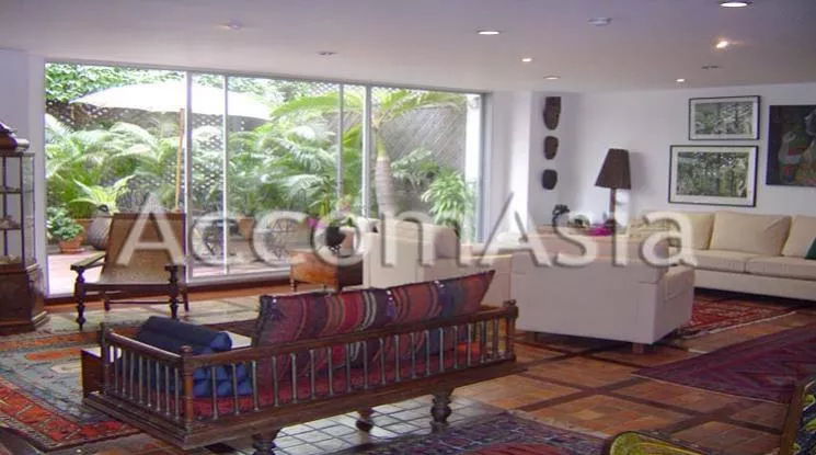 Penthouse, Pet friendly |  The spacious greenery apartment Apartment  3 Bedroom for Rent BTS Surasak in Sathorn Bangkok