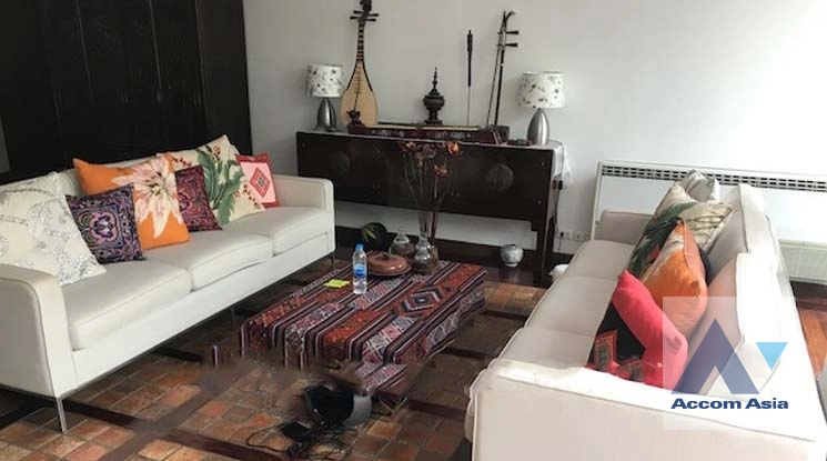  1  3 br Apartment for rent and sale in Sathorn ,Bangkok BTS Surasak at Central Area of Sathon A Short Walk to BTS Surasak 25945