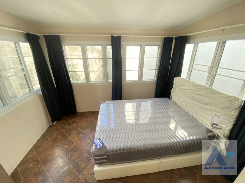 8  3 br Townhouse For Rent in Ploenchit ,Bangkok BTS National Stadium AA45215