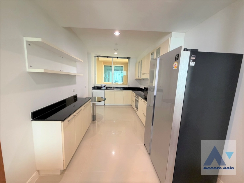  1  3 br Apartment For Rent in Sukhumvit ,Bangkok BTS Phrom Phong at High-Rise Residence Unit Size from 197 Sqm, Ideal for Families AA45222