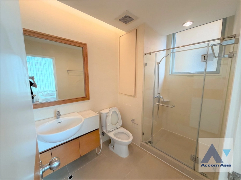 9  3 br Apartment For Rent in Sukhumvit ,Bangkok BTS Phrom Phong at High-Rise Residence Unit Size from 197 Sqm, Ideal for Families AA45222
