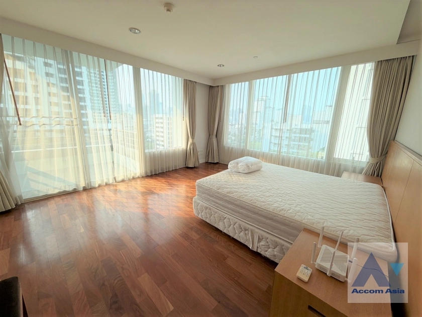 6  3 br Apartment For Rent in Sukhumvit ,Bangkok BTS Phrom Phong at High-Rise Residence Unit Size from 197 Sqm, Ideal for Families AA45222
