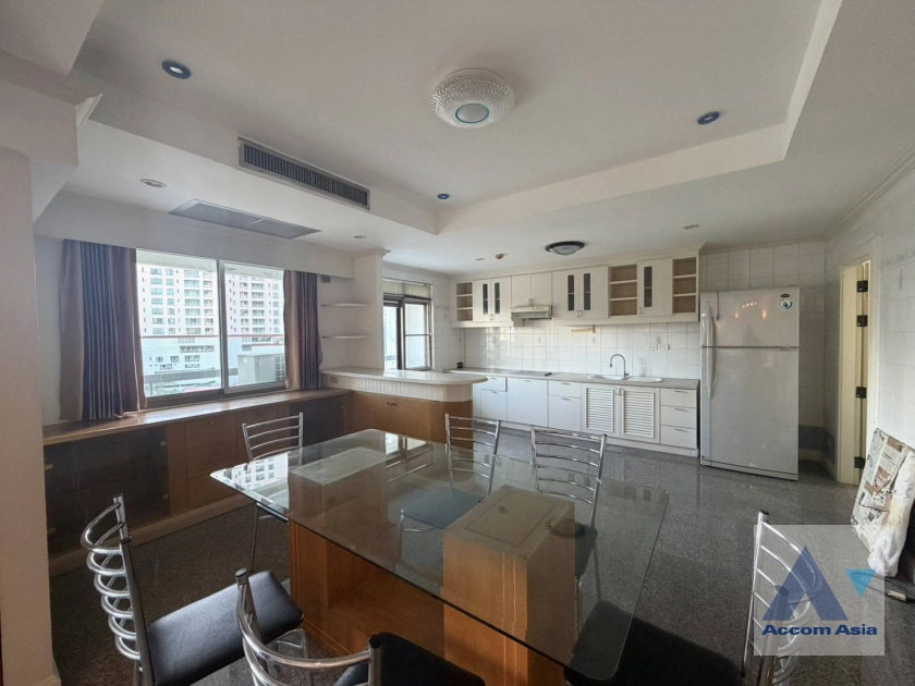 8  3 br Condominium For Sale in Sukhumvit ,Bangkok BTS Phrom Phong at Royal Castle Sukhumvit 39 AA45225