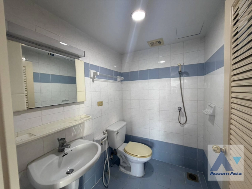 15  3 br Condominium For Sale in Sukhumvit ,Bangkok BTS Phrom Phong at Royal Castle Sukhumvit 39 AA45225