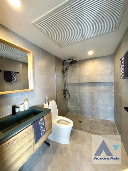 10  1 br Condominium For Sale in Sukhumvit ,Bangkok BTS Thong Lo at JC Tower AA45230