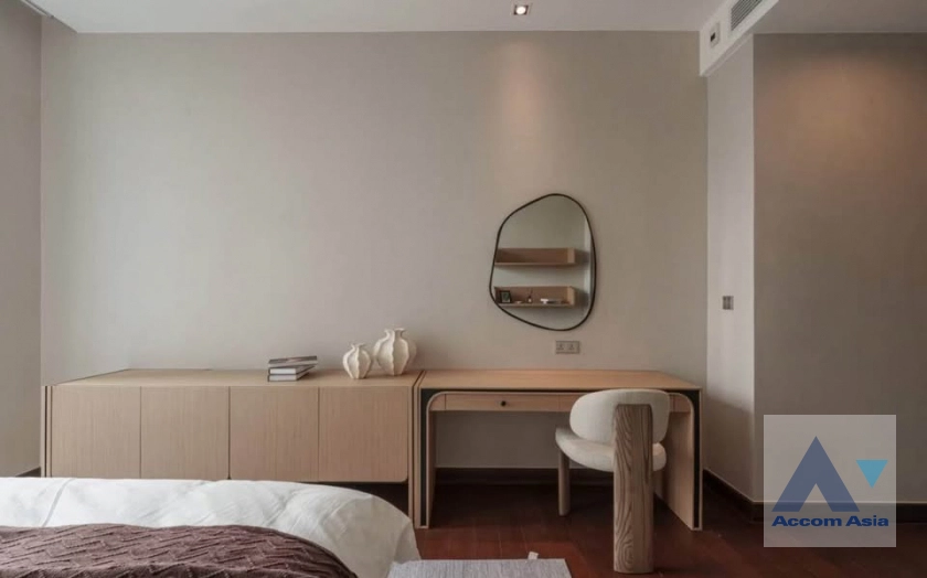 9  2 br Condominium for rent and sale in Sukhumvit ,Bangkok BTS Nana at Q1 Sukhumvit AA45231