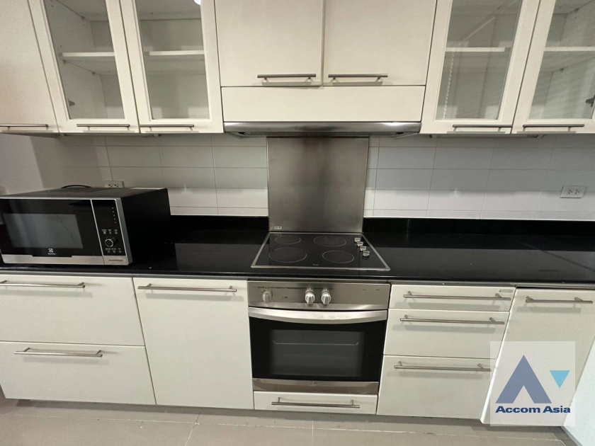 9  3 br Apartment for rent and sale in Sukhumvit ,Bangkok BTS Phrom Phong at High-Rise Residence Unit Size from 197 Sqm, Ideal for Families AA45237