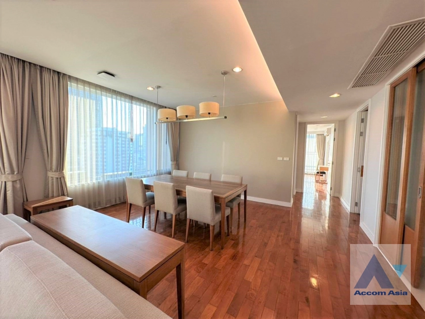 4  3 br Apartment for rent and sale in Sukhumvit ,Bangkok BTS Phrom Phong at High-Rise Residence Unit Size from 197 Sqm, Ideal for Families AA45237
