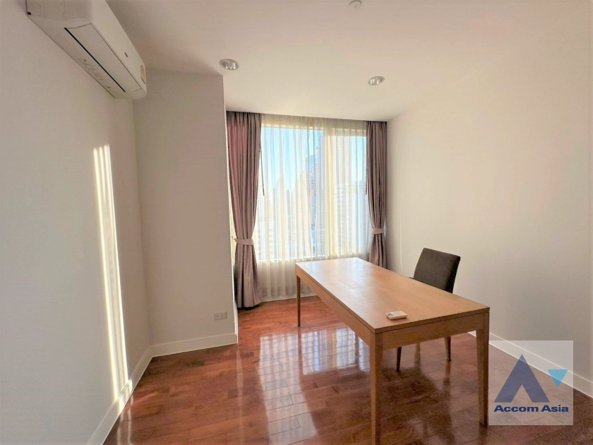 14  3 br Apartment for rent and sale in Sukhumvit ,Bangkok BTS Phrom Phong at High-Rise Residence Unit Size from 197 Sqm, Ideal for Families AA45237