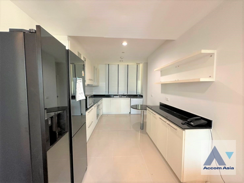 6  3 br Apartment for rent and sale in Sukhumvit ,Bangkok BTS Phrom Phong at High-Rise Residence Unit Size from 197 Sqm, Ideal for Families AA45237