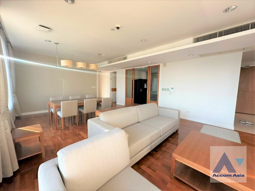  1  3 br Apartment for rent and sale in Sukhumvit ,Bangkok BTS Phrom Phong at High-Rise Residence Unit Size from 197 Sqm, Ideal for Families AA45237