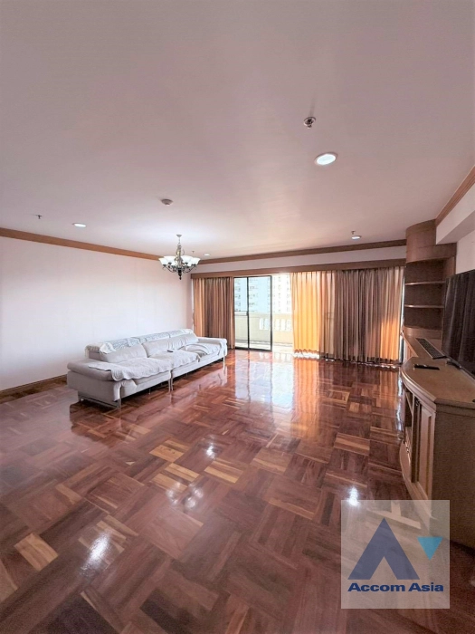  High quality of living Apartment  3 Bedroom for Sale & Rent BTS Phrom Phong in Sukhumvit Bangkok