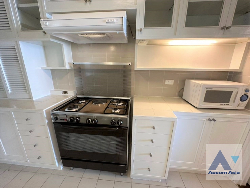 9  3 br Apartment for rent and sale in Sukhumvit ,Bangkok BTS Phrom Phong at Greenery garden and privacy AA45242