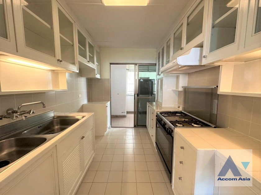 7  3 br Apartment for rent and sale in Sukhumvit ,Bangkok BTS Phrom Phong at Greenery garden and privacy AA45242