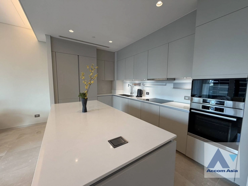 7  2 br Condominium For Rent in Ploenchit ,Bangkok BTS Chitlom at The Residences at Sindhorn Kempinski Hotel Bangkok AA45246