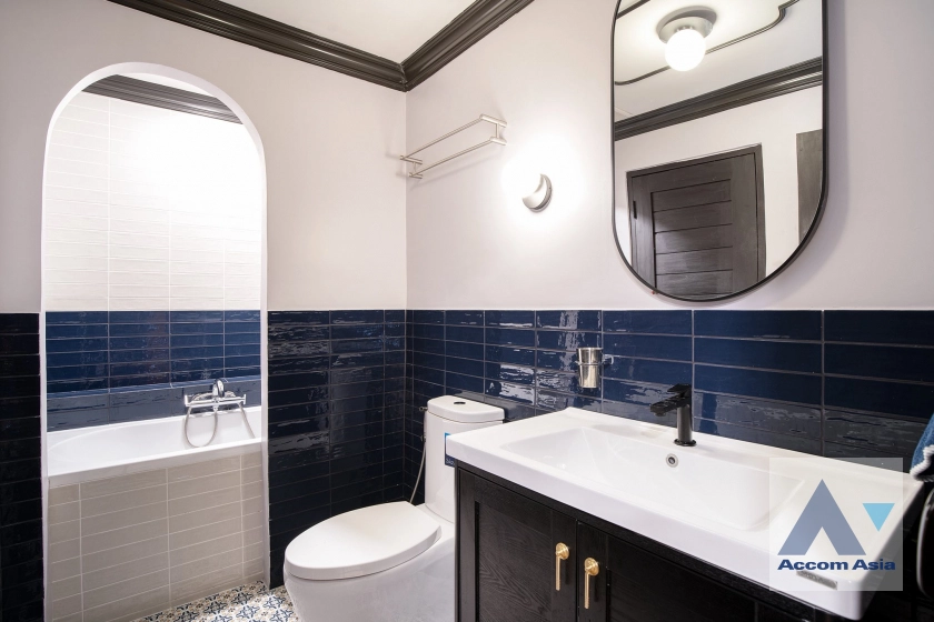 12  3 br Condominium For Rent in Sukhumvit ,Bangkok BTS Phrom Phong at D.S. Tower 2 AA45251