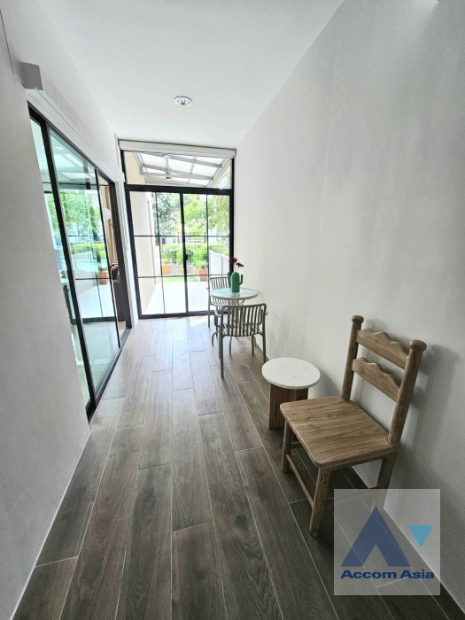 6  3 br Townhouse For Rent in Krungthep Kreetha ,Bangkok  at Newly modern style living place AA45252