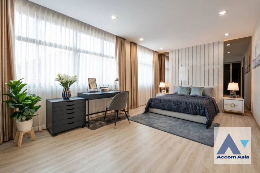 13  3 br House For Rent in Phaholyothin ,Bangkok  at Diamond Ville Chokchai 4 AA45253