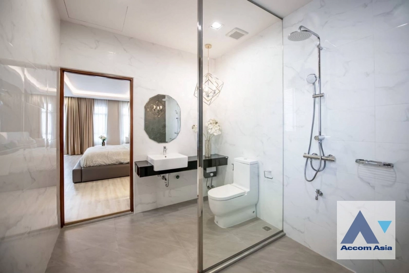 20  3 br House For Rent in Phaholyothin ,Bangkok  at Diamond Ville Chokchai 4 AA45253