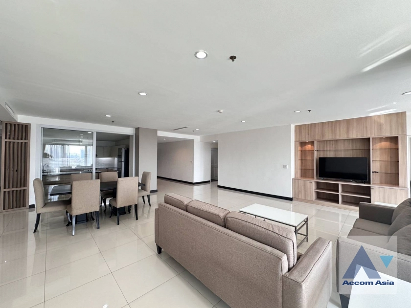 unitFully Furnished |  4 Bedrooms  Apartment For Rent & Sale in Sukhumvit, Bangkok  near BTS Ekkamai (AA45255)