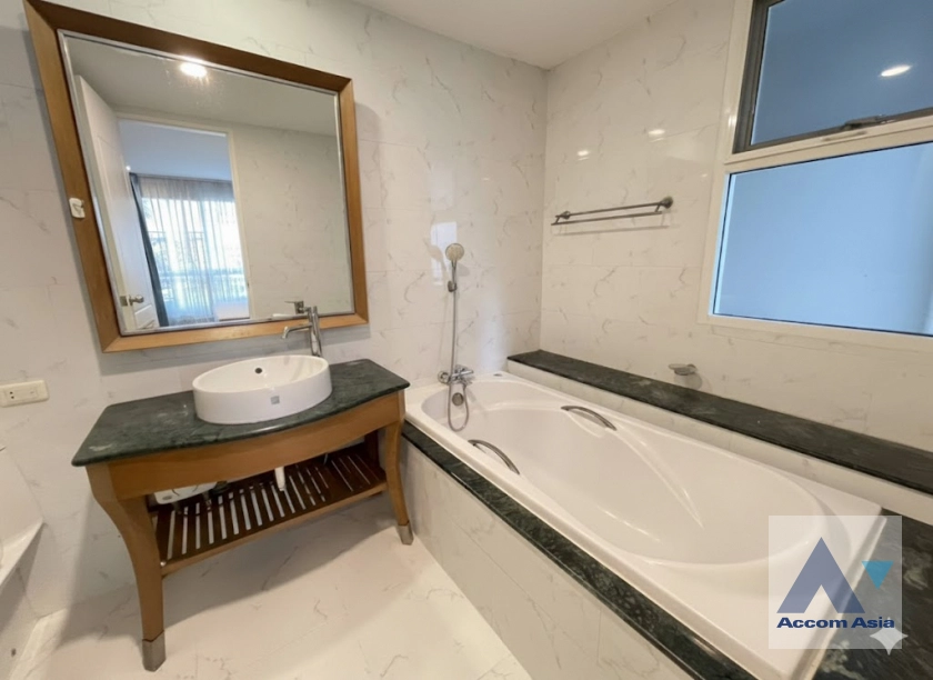 15  2 br Condominium for rent and sale in Sukhumvit ,Bangkok BTS Ekkamai at The Bangkok Sukhumvit 61 AA45259