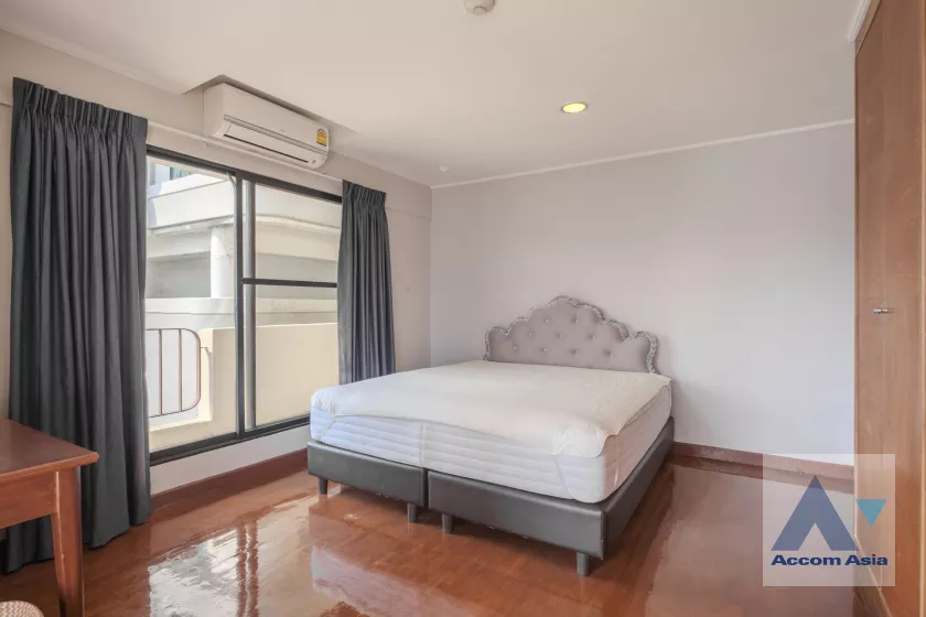 7  3 br Condominium For Sale in Sukhumvit ,Bangkok BTS Ekkamai at Casa Viva 25950