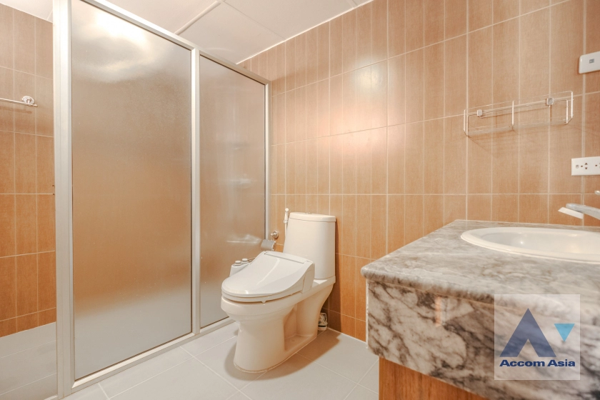 12  3 br Condominium for rent and sale in Sukhumvit ,Bangkok BTS Ekkamai at Casa Viva 25950