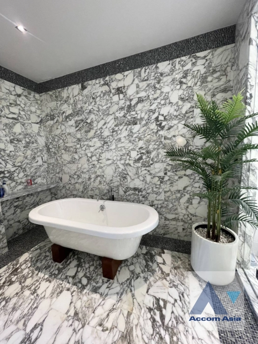 16  2 br Condominium For Rent in Silom ,Bangkok BTS Chong Nonsi at The Ritz Carlton Residences AA45262