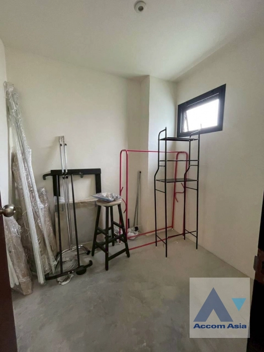 17  3 br Townhouse for rent and sale in Sathorn ,Bangkok BTS Saint Louis AA45264