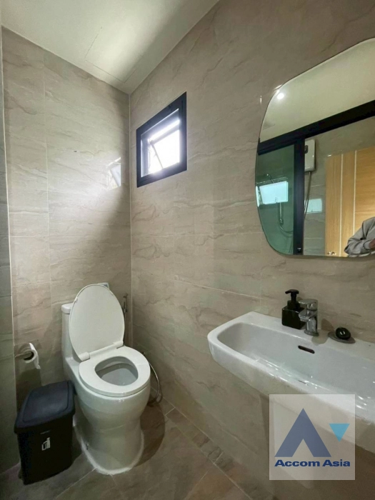 20  3 br Townhouse for rent and sale in Sathorn ,Bangkok BTS Saint Louis AA45264