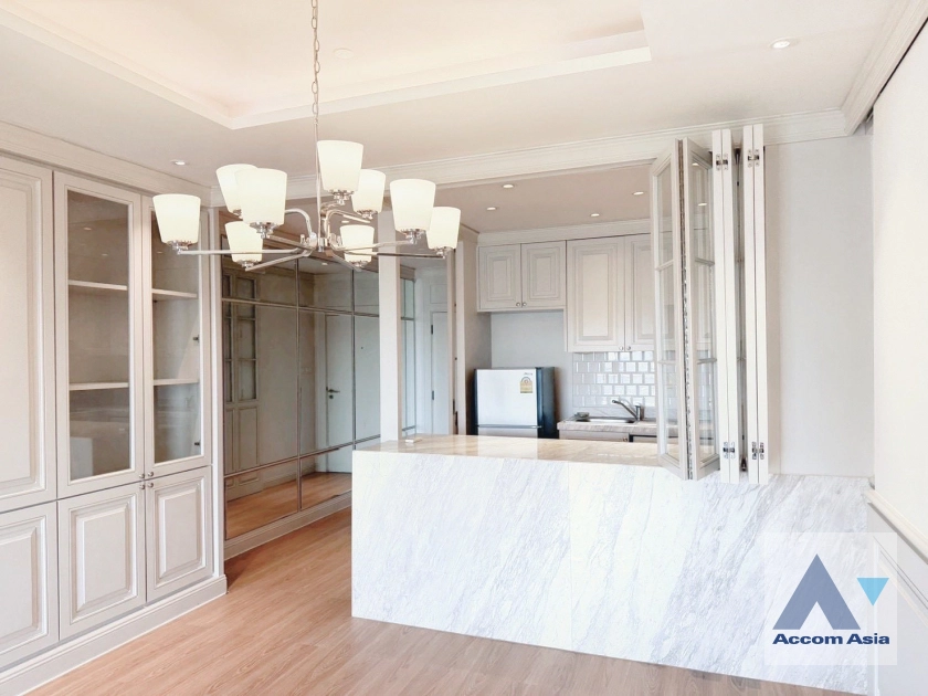 11  1 br Condominium For Sale in Sathorn ,Bangkok MRT Lumphini - BTS Sala Daeng at Sathorn Gardens AA45290