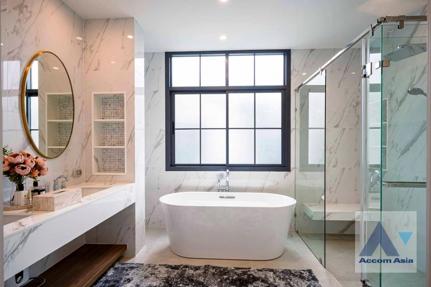 44  4 br House for rent and sale in Krungthep Kreetha ,Bangkok ARL Hua Mak at Narasiri Krungthep Kreetha AA45294