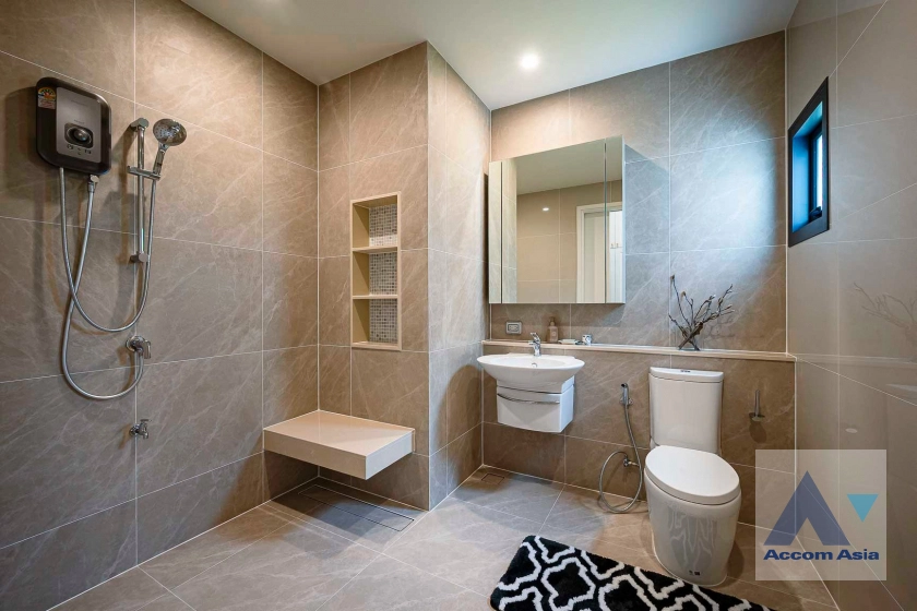 46  4 br House for rent and sale in Krungthep Kreetha ,Bangkok ARL Hua Mak at Narasiri Krungthep Kreetha AA45294