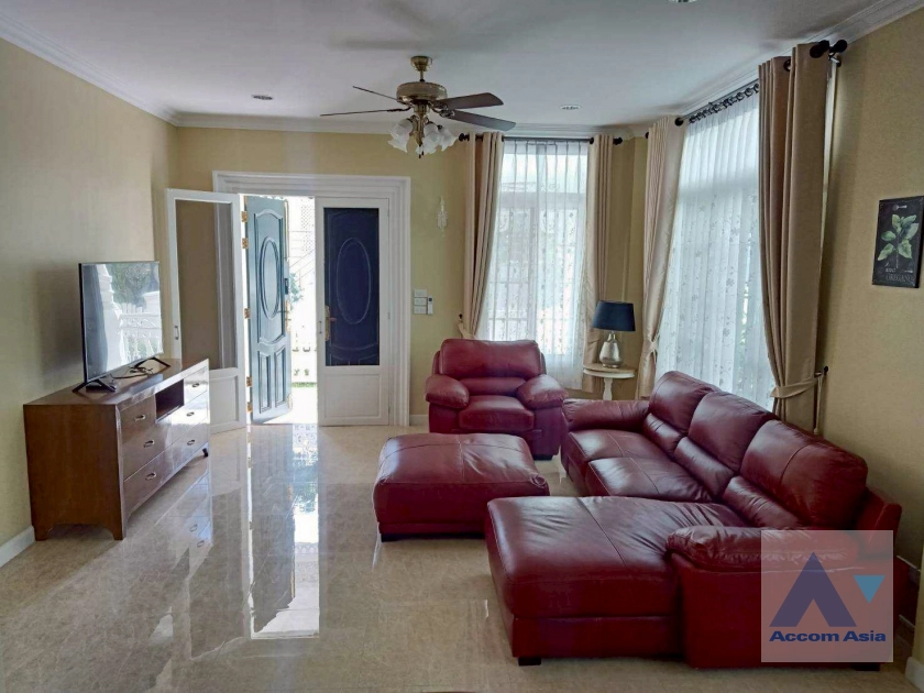  1  4 br House For Rent in Bang Na ,Bangkok  at Fantasia Villa 4 AA45296